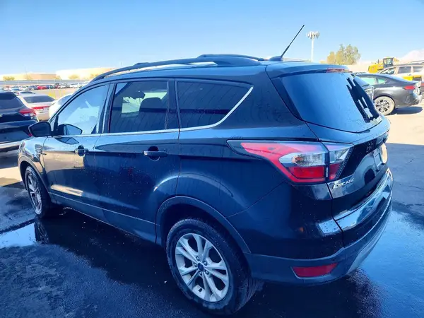 1FMCU9GD0HUB34716 2017 FORD ESCAPE - Image 2