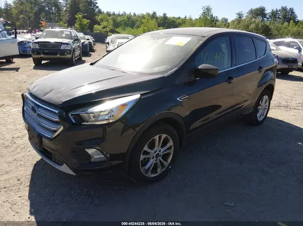 1FMCU9GD0HUB64251 2017 FORD ESCAPE - Image 2