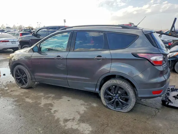1FMCU9GD0HUB77050 2017 FORD ESCAPE - Image 2