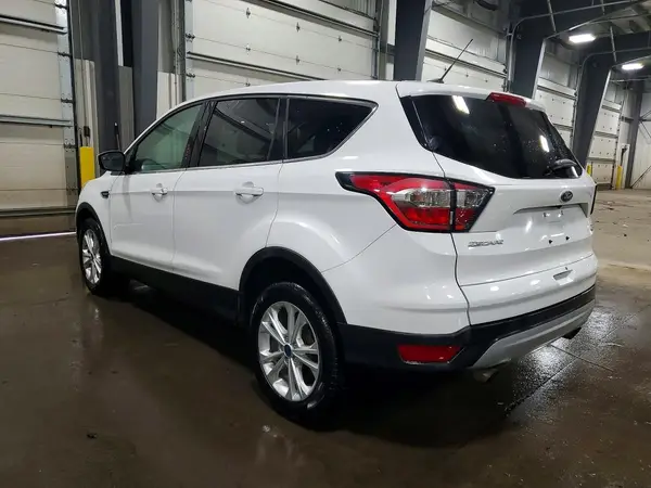 1FMCU9GD0HUB81096 2017 FORD ESCAPE - Image 2