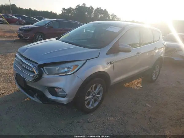 1FMCU9GD0HUB93698 2017 FORD ESCAPE - Image 2