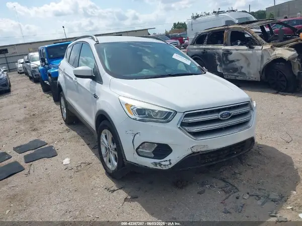 1FMCU9GD0HUB99811 2017 FORD ESCAPE - Image 1
