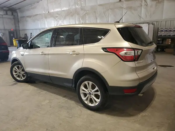1FMCU9GD0HUC04425 2017 FORD ESCAPE - Image 2