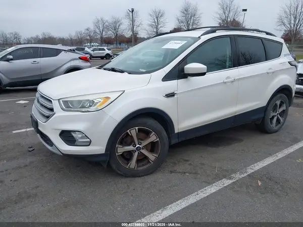 1FMCU9GD0HUC16638 2017 FORD ESCAPE - Image 2
