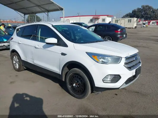 1FMCU9GD0HUC21208 2017 FORD ESCAPE - Image 1