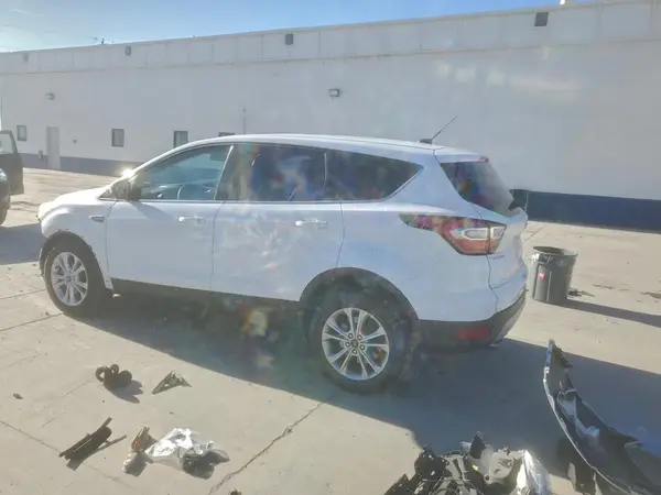1FMCU9GD0HUC27624 2017 FORD ESCAPE - Image 2