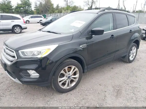 1FMCU9GD0HUC58128 2017 FORD ESCAPE - Image 2