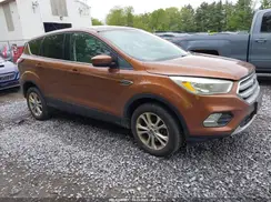 1FMCU9GD0HUC58422 2017 FORD ESCAPE