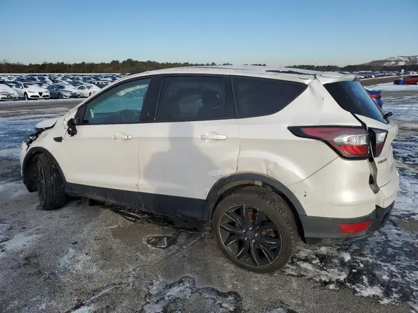 1FMCU9GD0HUC70635 2017 FORD ESCAPE - Image 2