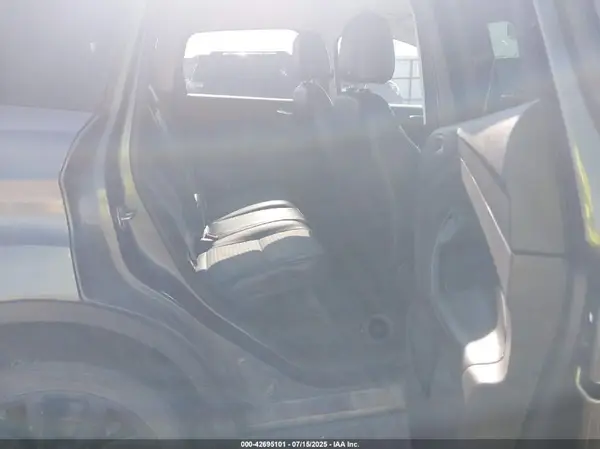 1FMCU9GD0HUC78850 2017 FORD ESCAPE - Image 8