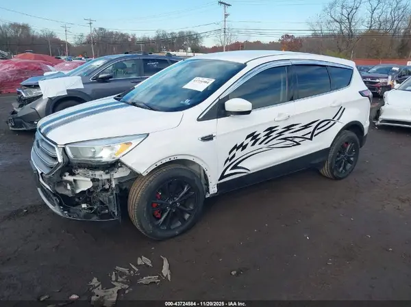 1FMCU9GD0HUC96314 2017 FORD ESCAPE - Image 2