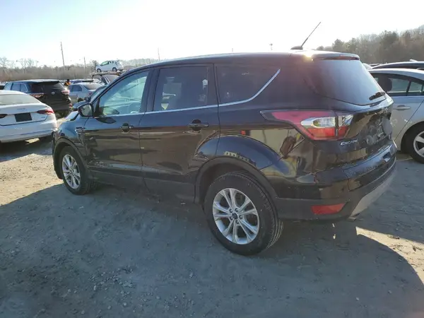 1FMCU9GD0HUD01592 2017 FORD ESCAPE - Image 2