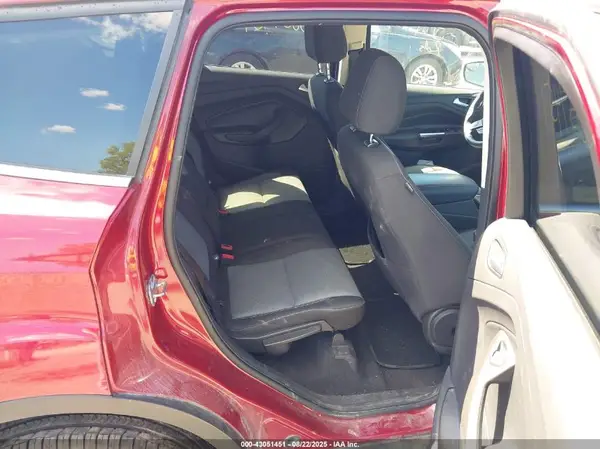 1FMCU9GD0HUD05657 2017 FORD ESCAPE - Image 8