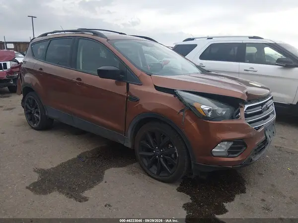 1FMCU9GD0HUD28629 2017 FORD ESCAPE - Image 1