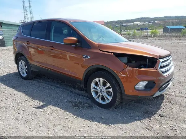 1FMCU9GD0HUD45415 2017 FORD ESCAPE - Image 1