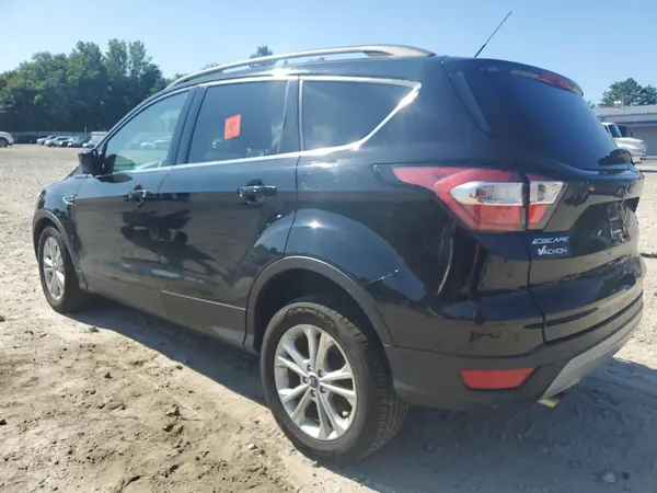 1FMCU9GD0HUD47438 2017 FORD ESCAPE - Image 2