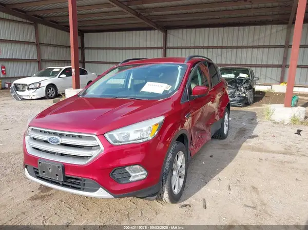 1FMCU9GD0HUD66197 2017 FORD ESCAPE - Image 2