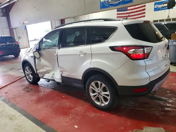 1FMCU9GD0HUD73778 2017 FORD ESCAPE - Image 2