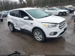 1FMCU9GD0HUD77958 2017 FORD ESCAPE