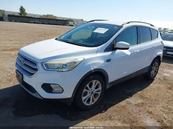 1FMCU9GD0HUD78382 2017 FORD ESCAPE - Image 2