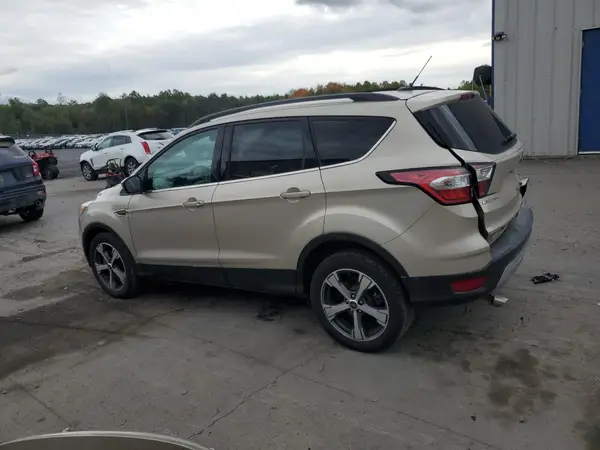 1FMCU9GD0HUD81217 2017 FORD ESCAPE - Image 2