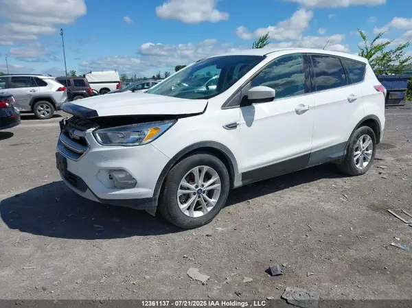 1FMCU9GD0HUD88586 2017 FORD ESCAPE - Image 2