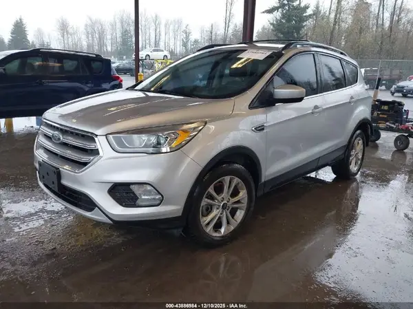 1FMCU9GD0HUD94050 2017 FORD ESCAPE - Image 2