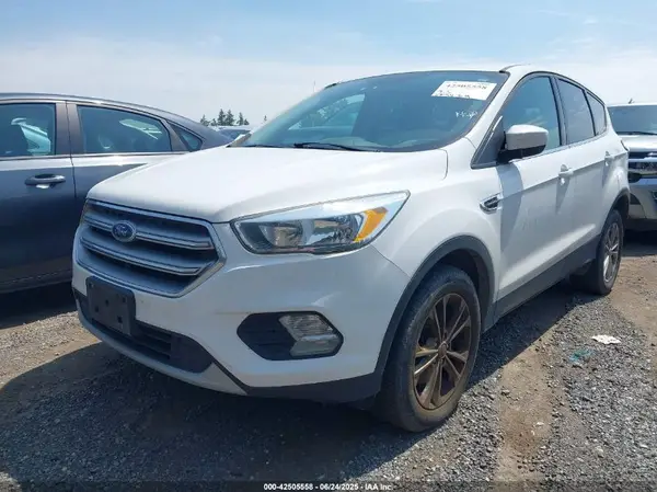 1FMCU9GD0HUE17553 2017 FORD ESCAPE - Image 2