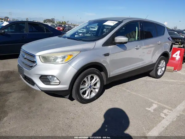 1FMCU9GD0HUE55686 2017 FORD ESCAPE - Image 2