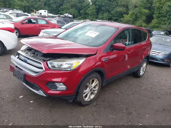 1FMCU9GD0HUE61519 2017 FORD ESCAPE - Image 2