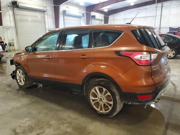 1FMCU9GD0HUE76246 2017 FORD ESCAPE - Image 2