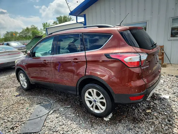 1FMCU9GD0JUA04974 2018 FORD ESCAPE - Image 2