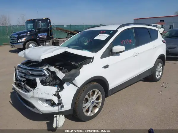 1FMCU9GD0JUA11830 2018 FORD ESCAPE - Image 2