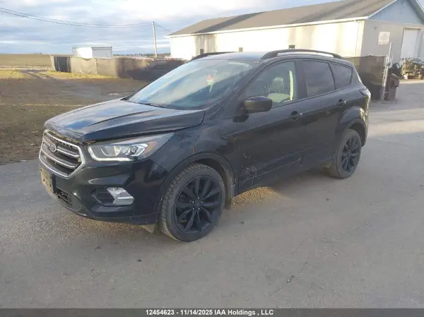 1FMCU9GD0JUA13660 2018 FORD ESCAPE - Image 2