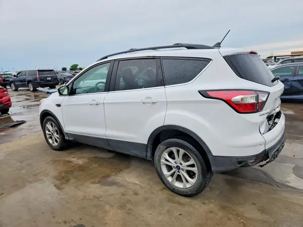 1FMCU9GD0JUA25534 2018 FORD ESCAPE - Image 2