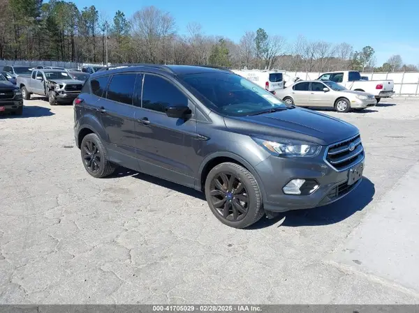1FMCU9GD0JUA40096 2018 FORD ESCAPE - Image 1