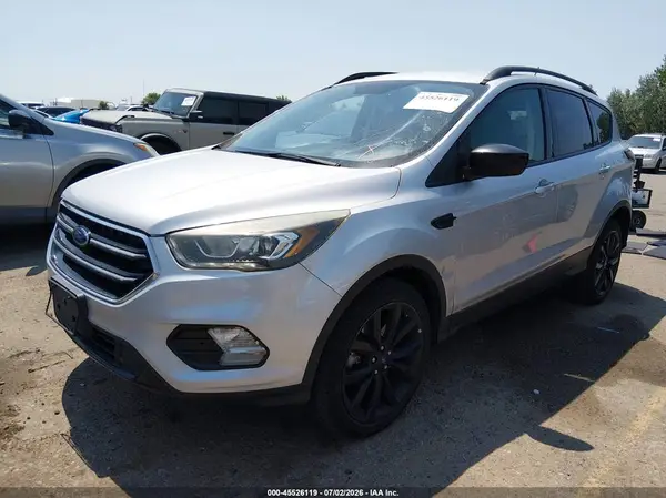 1FMCU9GD0JUA55679 2018 FORD ESCAPE - Image 2