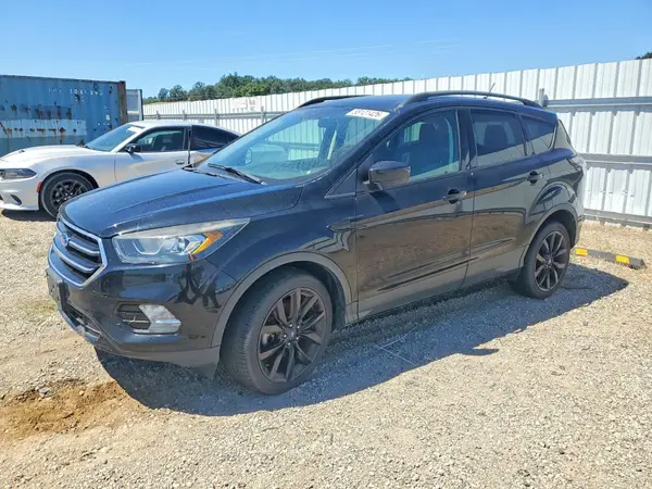 1FMCU9GD0JUA57139 2018 FORD ESCAPE - Image 1