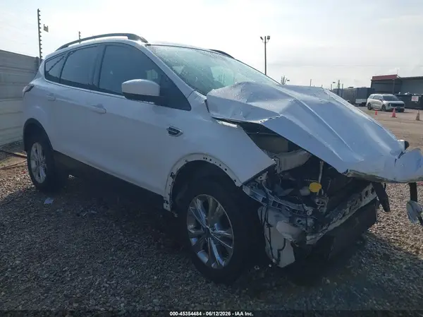 1FMCU9GD0JUA69050 2018 FORD ESCAPE - Image 1