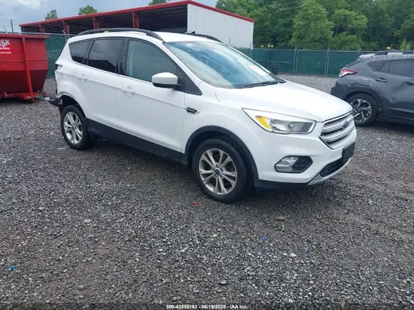 1FMCU9GD0JUA75866 2018 FORD ESCAPE - Image 1