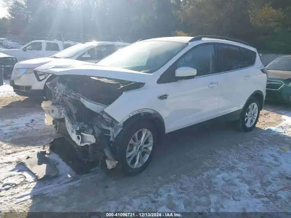 1FMCU9GD0JUA82624 2018 FORD ESCAPE - Image 2