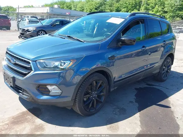 1FMCU9GD0JUA87676 2018 FORD ESCAPE - Image 2