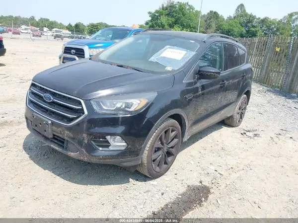 1FMCU9GD0JUB01561 2018 FORD ESCAPE - Image 2