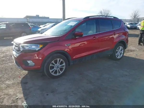 1FMCU9GD0JUB03083 2018 FORD ESCAPE - Image 2