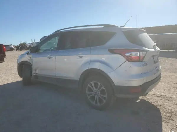 1FMCU9GD0JUB09899 2018 FORD ESCAPE - Image 2