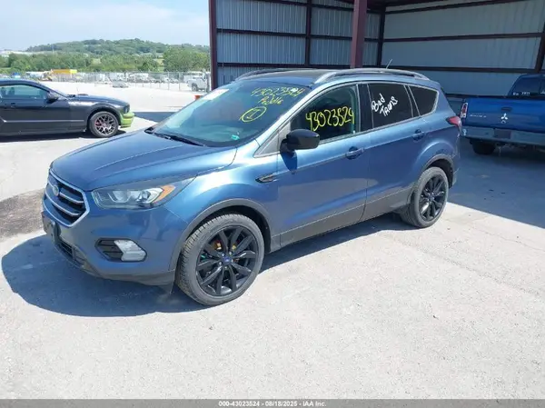 1FMCU9GD0JUB12494 2018 FORD ESCAPE - Image 2