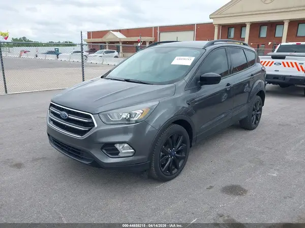 1FMCU9GD0JUB35421 2018 FORD ESCAPE - Image 2
