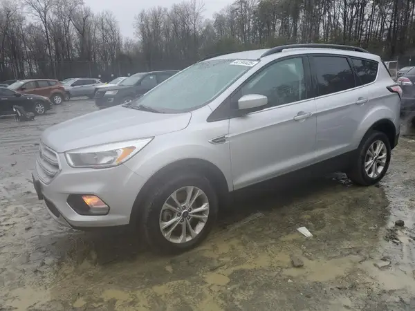 1FMCU9GD0JUB37038 2018 FORD ESCAPE - Image 1