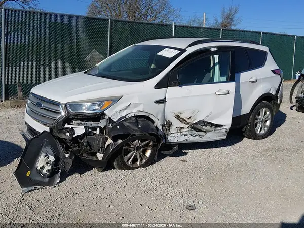 1FMCU9GD0JUB45785 2018 FORD ESCAPE - Image 2