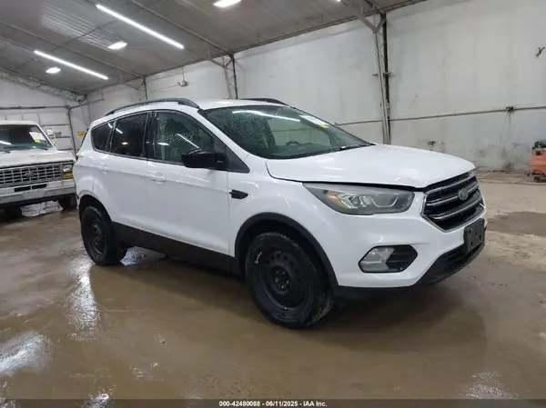 1FMCU9GD0JUB54583 2018 FORD ESCAPE - Image 1
